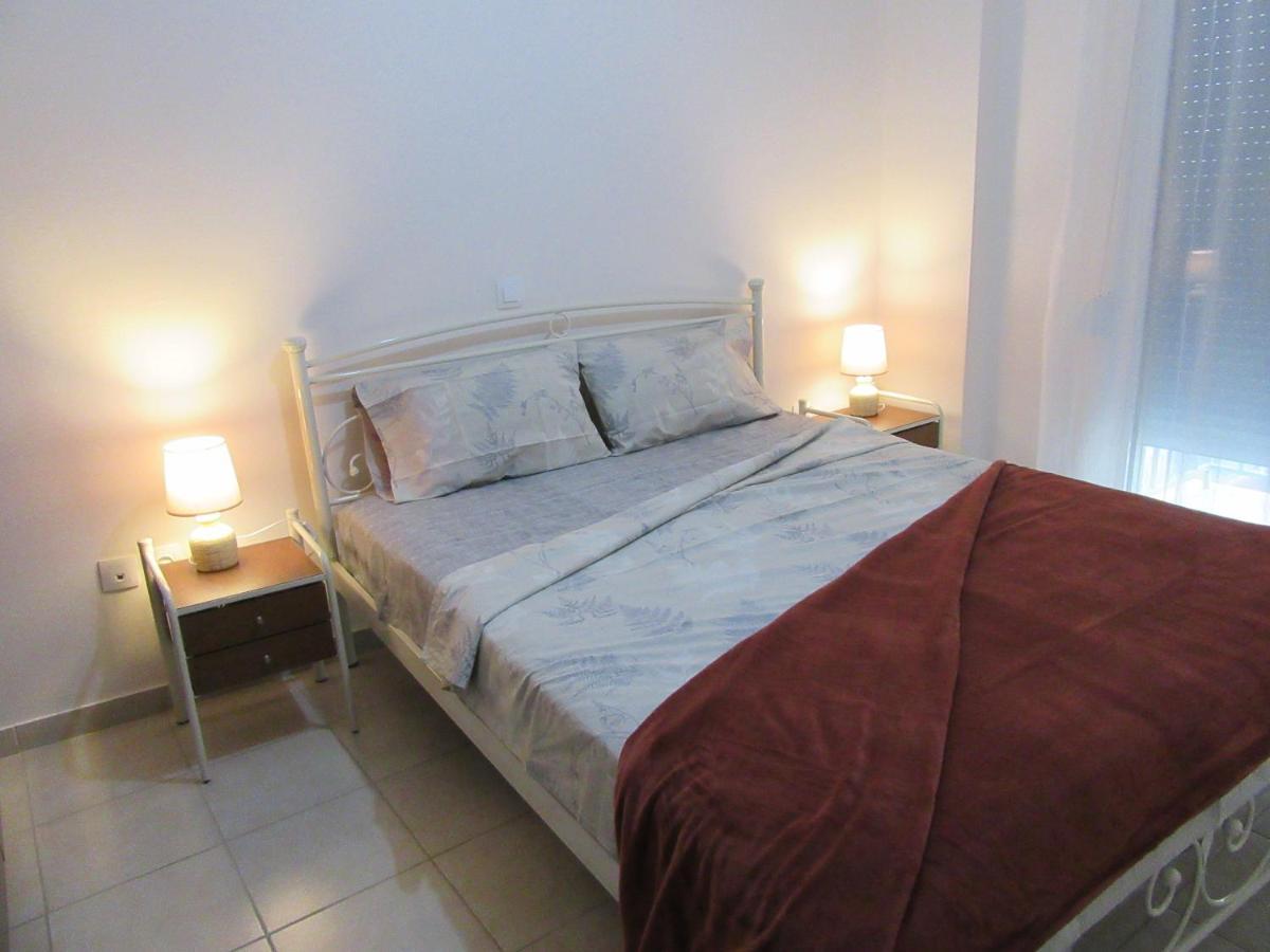 Με Θεα Το Λιμανι Apartment Pireu Exterior foto